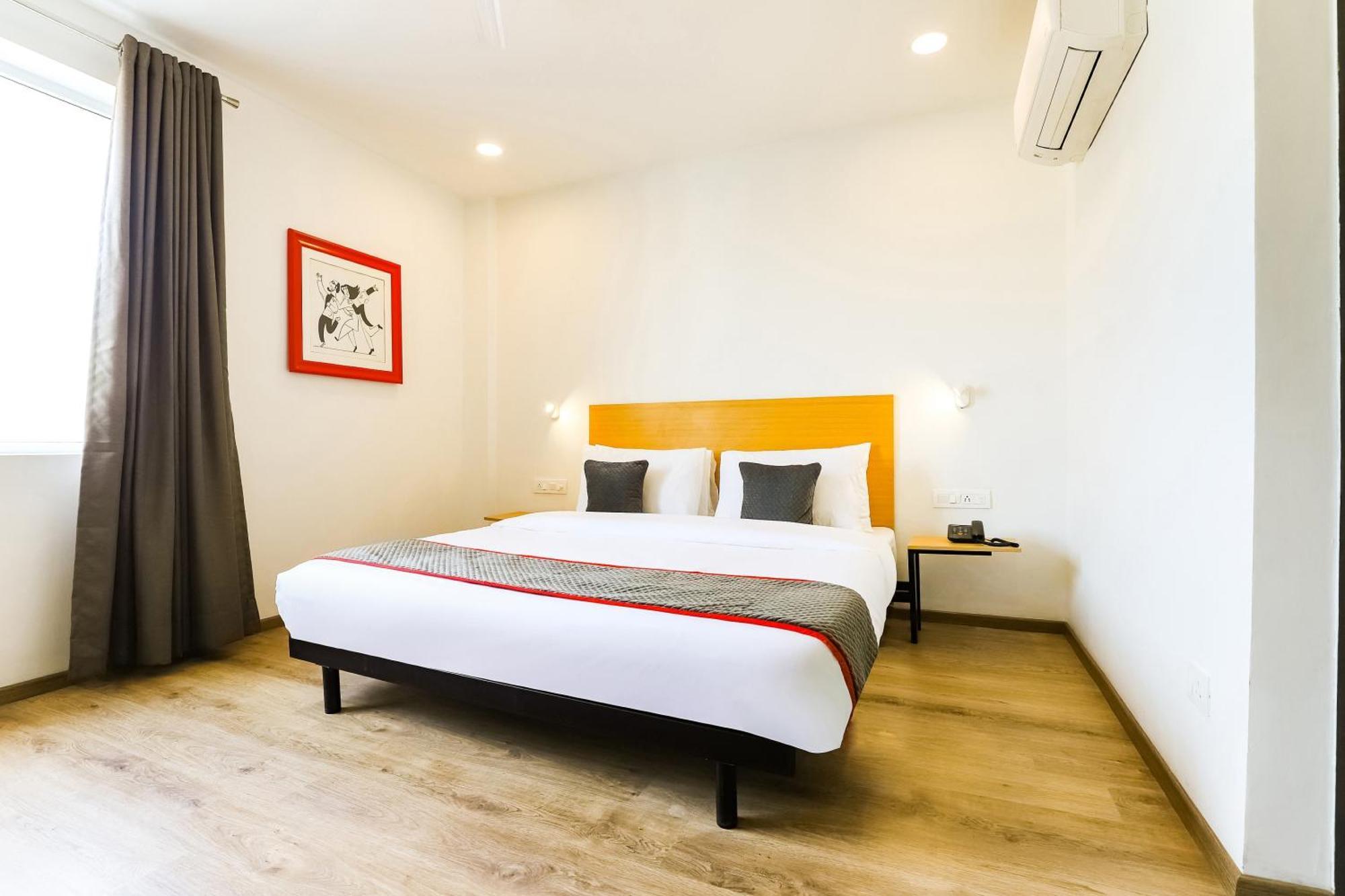 לקנאו Townhouse Prithvi Resort Near Phoenix Palassio מראה חיצוני תמונה
